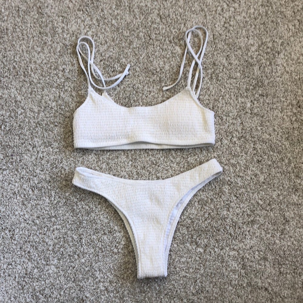 Abercrombie & Fitch White Textured Bikini Set